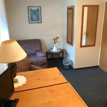 Wilhelmshöhe 2* Uetze
