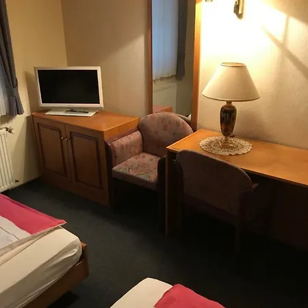 Wilhelmshöhe 2* Uetze
